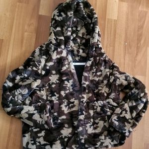 Faux Fur Camo Jacket - Love Tree